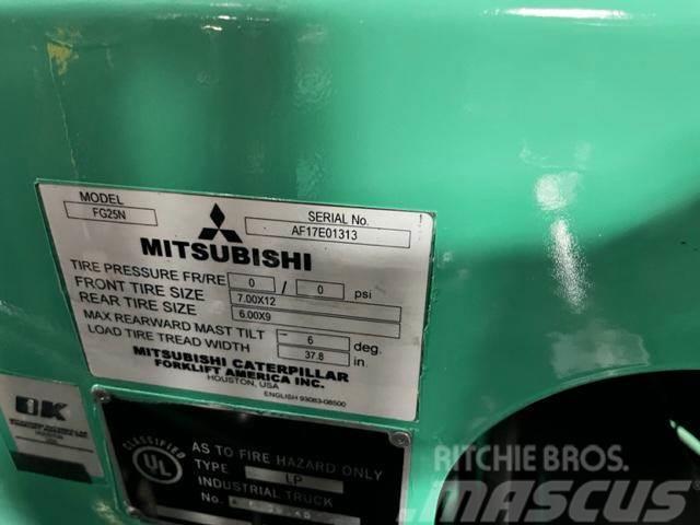Mitsubishi FG25 Heftrucks overige