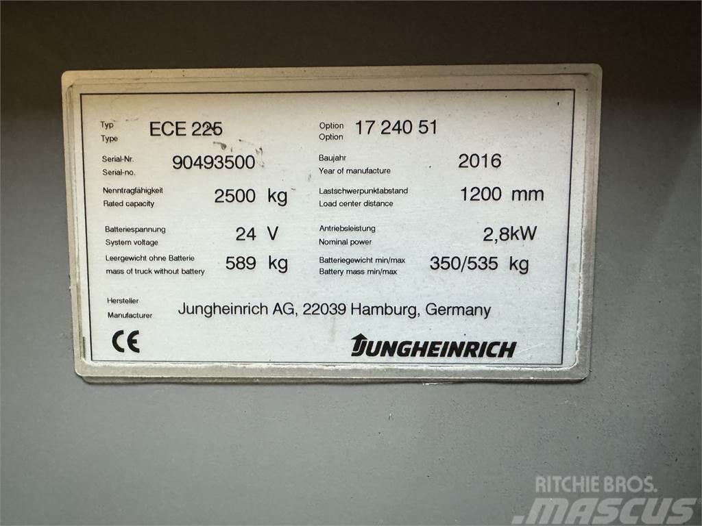 Jungheinrich ECE 225 - TRAGLAST 2.500KG - Bj. 2016 Minigraafmachines < 7t