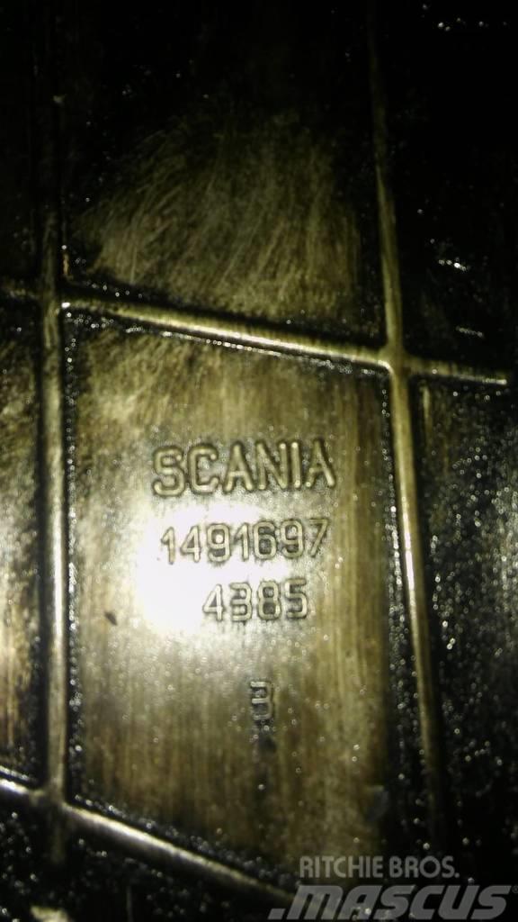 Scania R420 rocker cover 1491697,1517928 Motoren