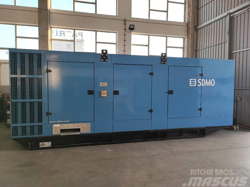 Sdmo X1100C MTU 1100 kVA Diesel generatoren