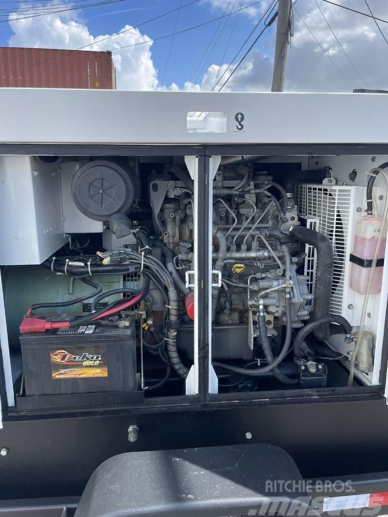 MultiQuip DCA-25SSIU4F Diesel generatoren