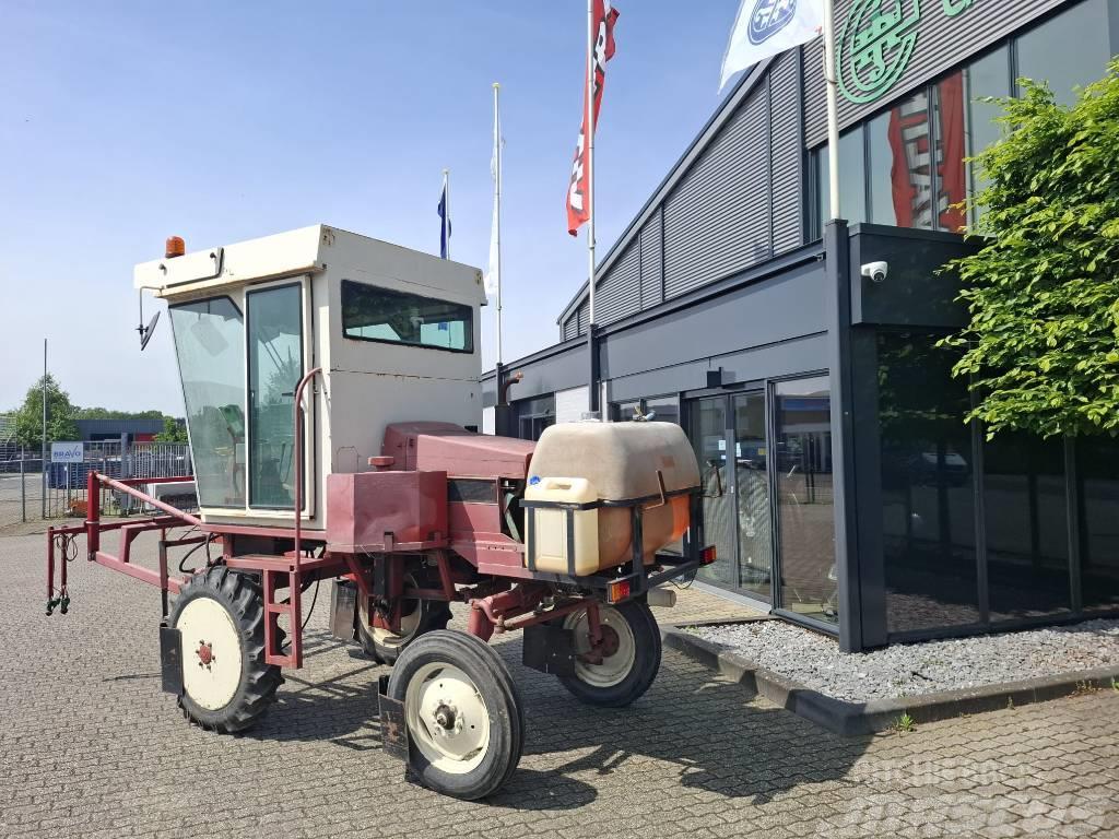 Steketee portaaltrekker LVS spuittechniek Tractors