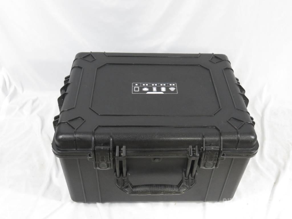 Trimble GCS900 Dozer GPS Kit w/ CB460, MS995's, SNR934 Overige componenten