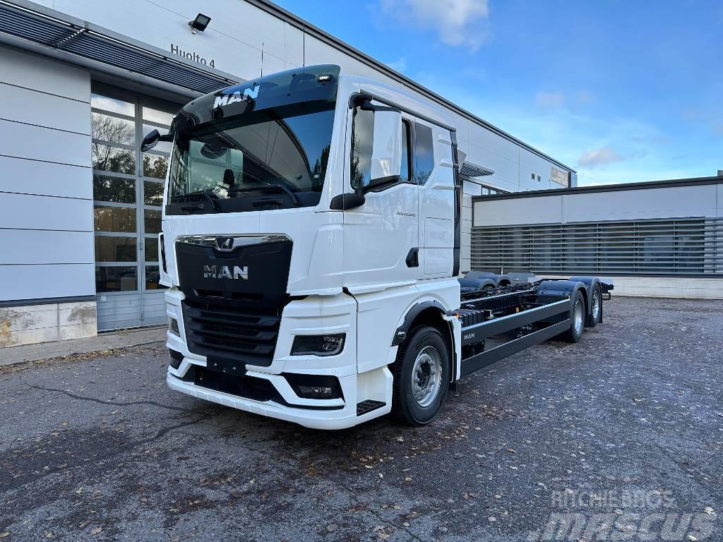 MAN TGX 26.520 6x2-4/5900 Chassis met cabine