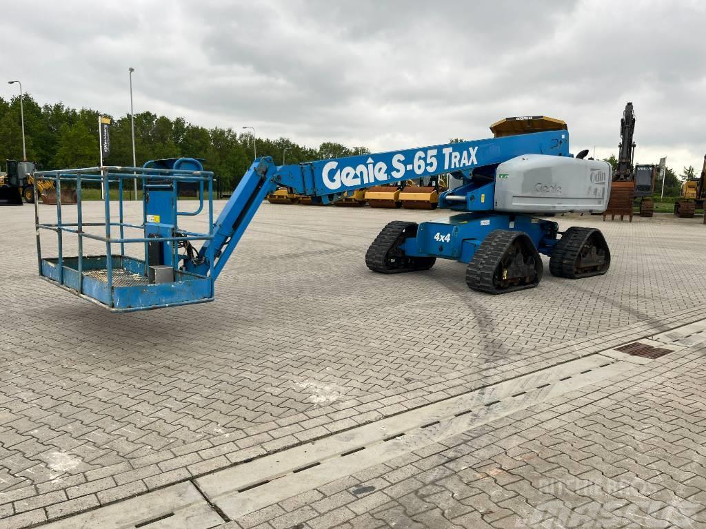 Genie S 65 Trax Telescopic boom lifts