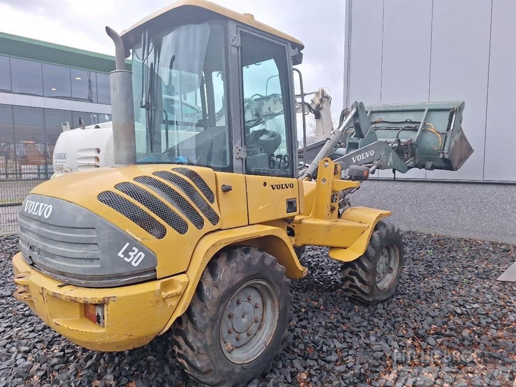 Volvo L30D -  (For parts) Wielladers