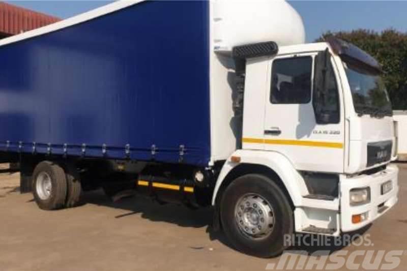 MAN 2018 MAN CLA15.220 CURTAIN SIDE TRUCK Anders