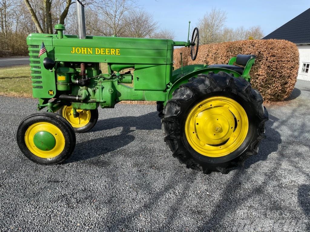 John Deere M Tractoren