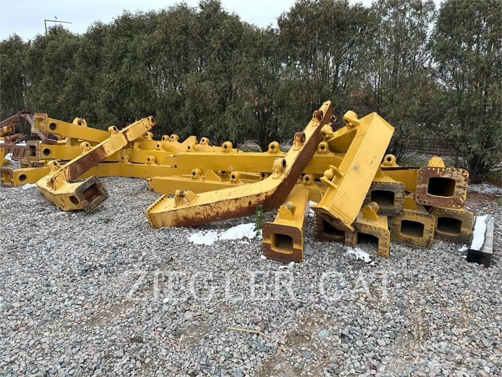 CAT D8T TRACK TYPE TRACTOR ANGLE BLADE Bladen