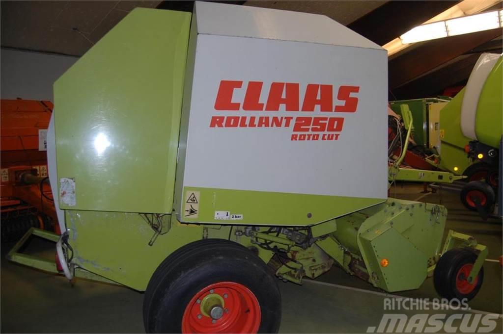 CLAAS Rollant 250 RC Ronde-balenpersen