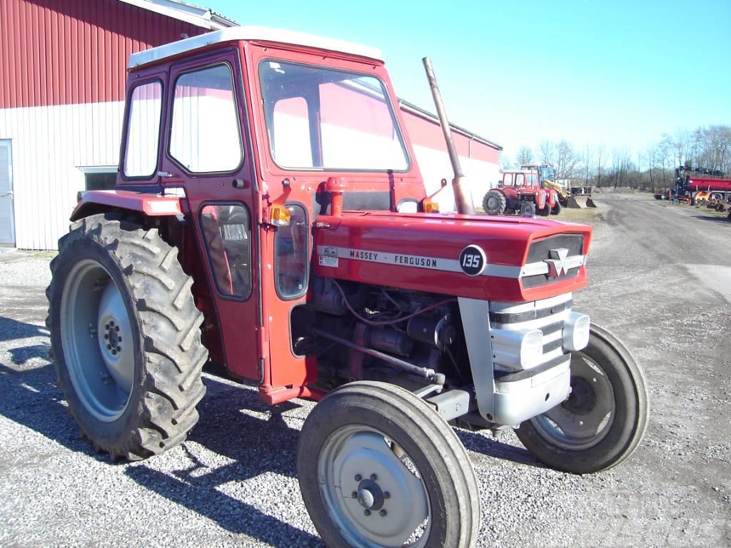Massey Ferguson 135 - 8 gear Tractoren