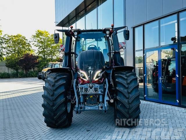 Valtra Q305 DEMO Super Compleet! Tractors