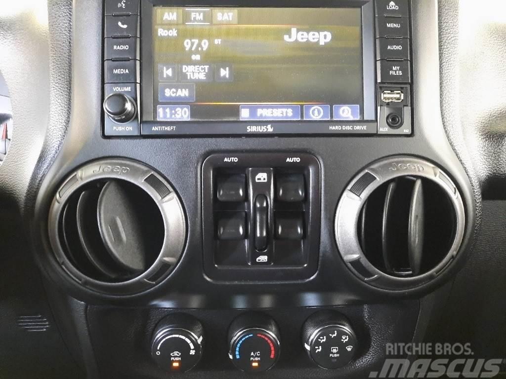 Jeep Wrangler JK Auto's