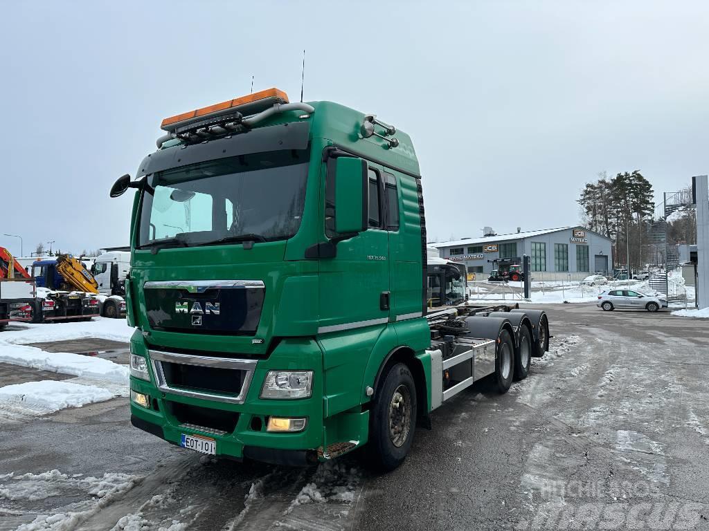 MAN TGX 35.540 8x4-4, AJK Koukkulaitteella Vrachtwagen met containersysteem