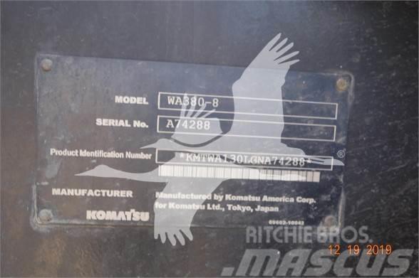 Komatsu WA380-8 Wielladers