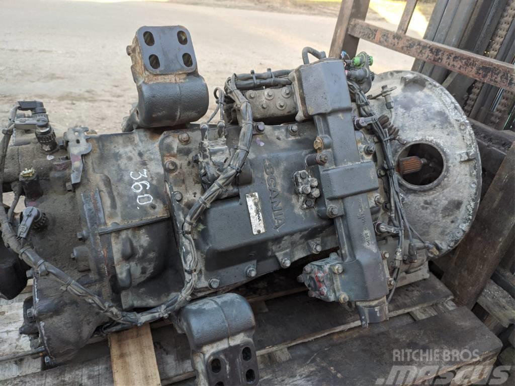 Scania R 420 Gearbox GRS890 after complete restoration Versnellingsbakken
