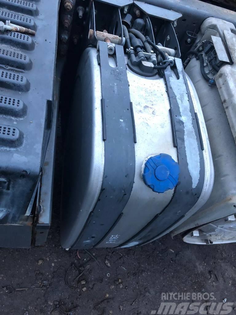 Renault Premium DXI460 AdBlue tank Chassis en ophanging