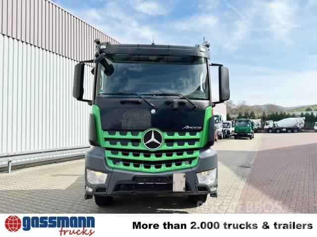 Mercedes-Benz Arocs 2645 L 6x4/48 Retarder, Hiab Multilift Vrachtwagen met containersysteem