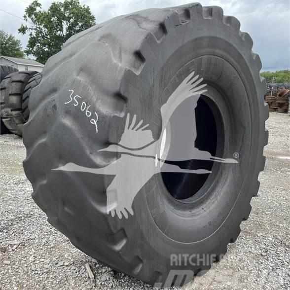 Michelin 45/65R39 Banden, wielen en velgen