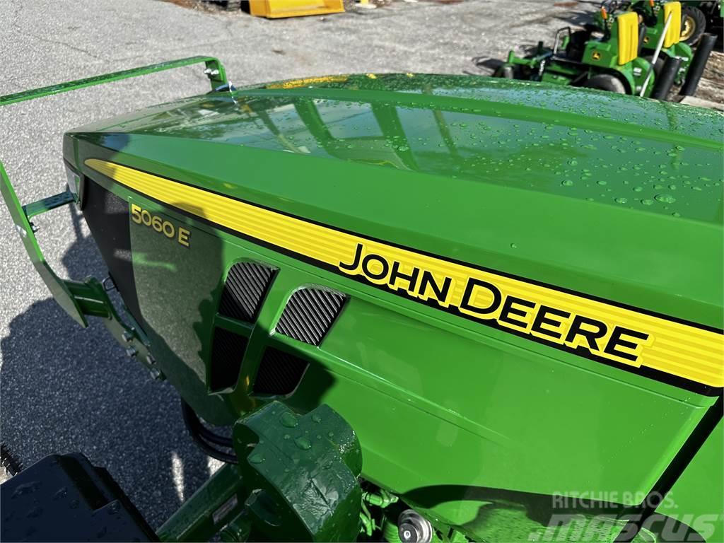 John Deere 5060E Tractoren