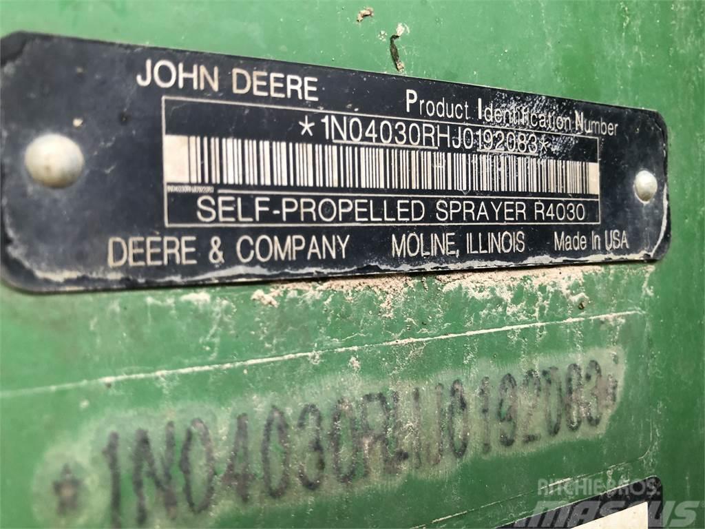 John Deere R4030 Getrokken spuitmachines