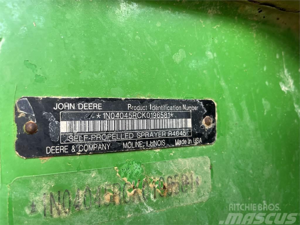 John Deere R4045 Getrokken spuitmachines