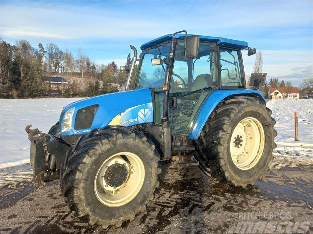 New Holland TL100A (4WD) Tractoren