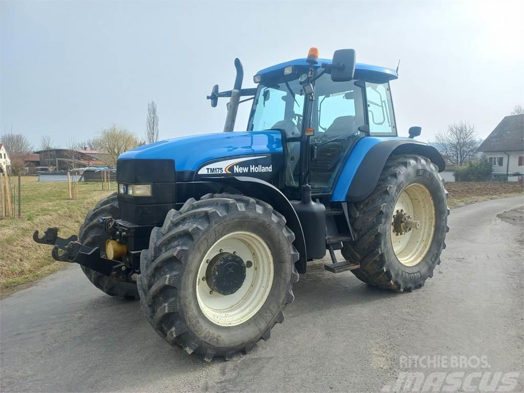 New Holland TM 175 Tractoren