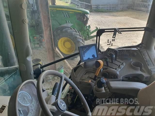 John Deere 6135R Tractoren