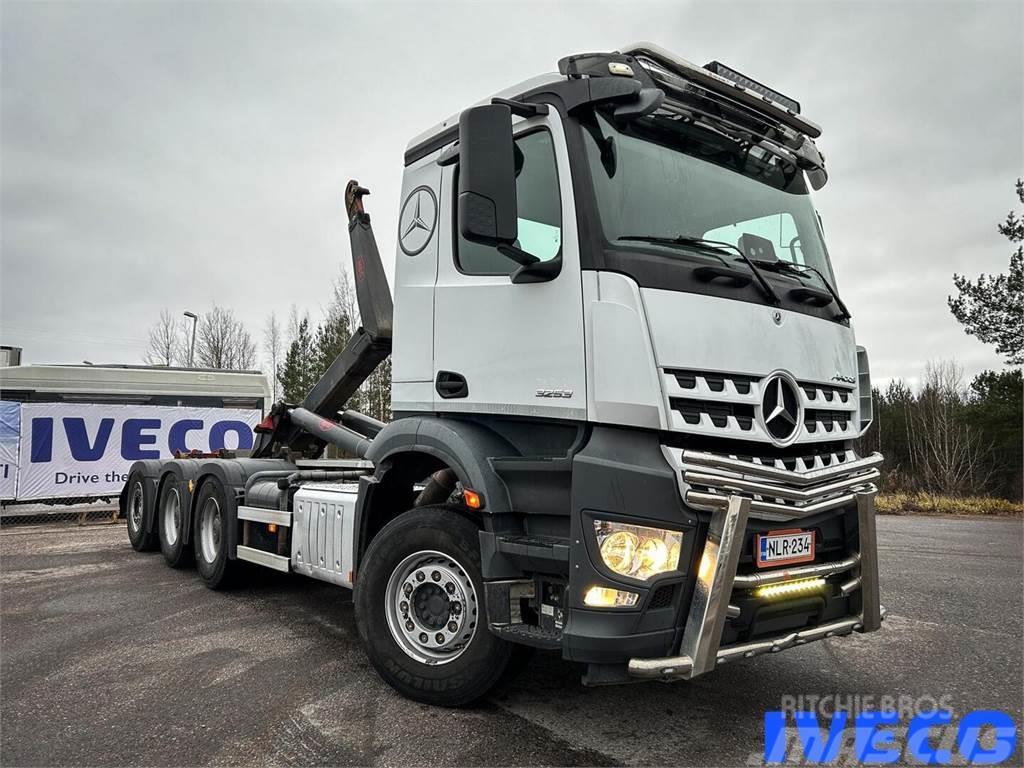 Mercedes-Benz Arocs Vrachtwagen met containersysteem