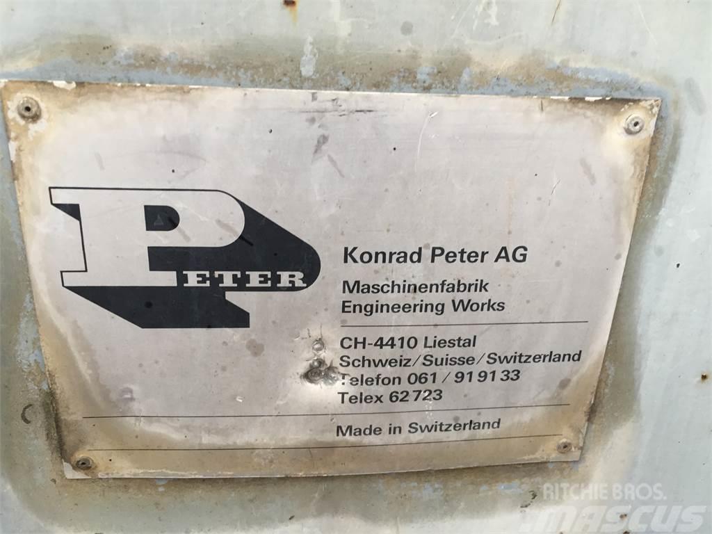 Konrad Peter R12 fejemaskine Anders