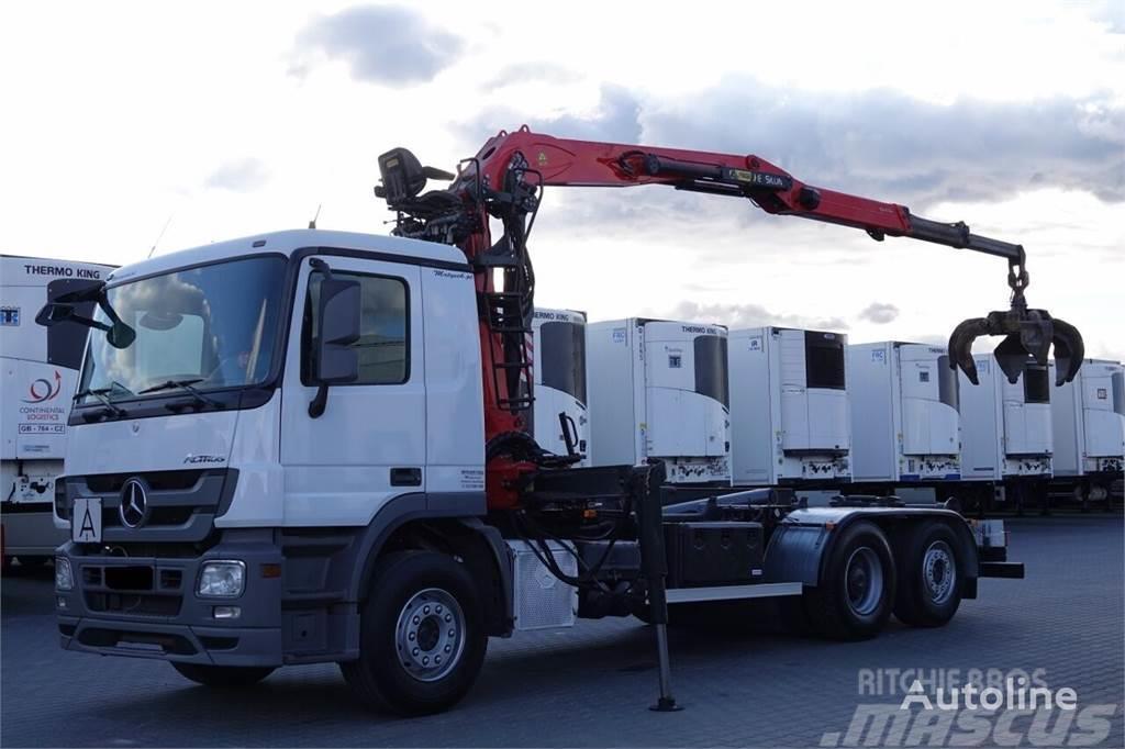 Mercedes-Benz ACTROS 2548 Hook lift truck+crane 6x2 Vrachtwagen met containersysteem