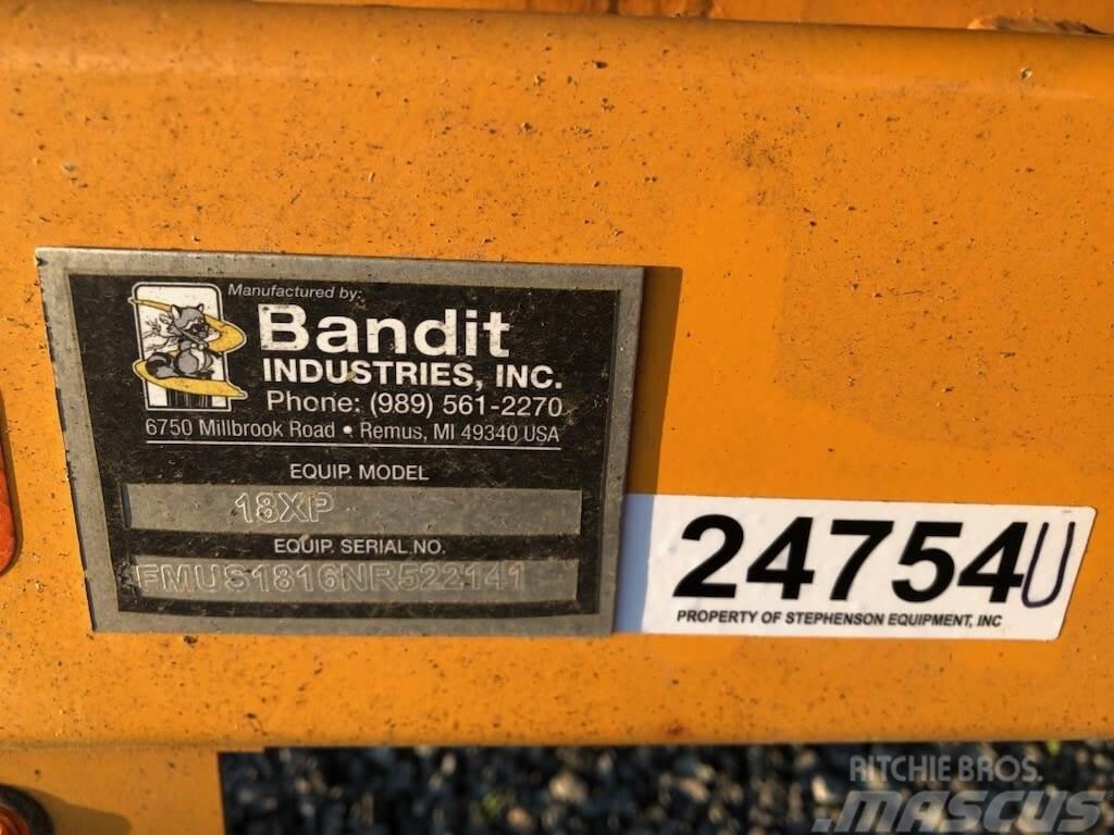 Bandit Intimidator 18XP Towable Houtversnipperaars