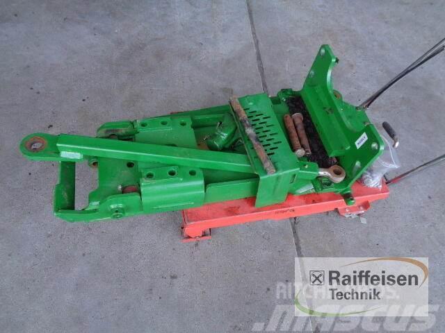 John Deere Hitch Other tractor accessories