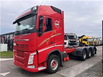 Volvo FH 16.750 8x4 CHASSIS - i-Shift