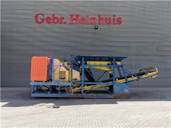 Bräuer MOB Jaw Crusher  Hooklift System  Electric + Diese