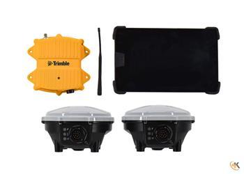 Trimble Earthworks GPS Dozer MC Kit w/ TD520, Dual MS976's