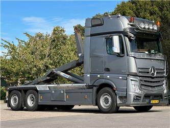 Mercedes-Benz Actros 2551!!EURO6!!HOOKLIFT/CONTAINER/FULL OPTION