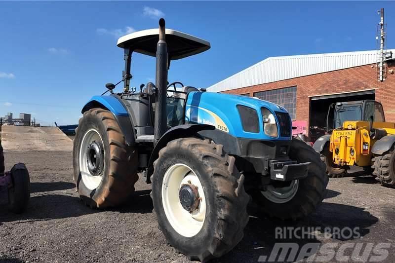 New Holland T6020 Now stripping for spares. Tractoren