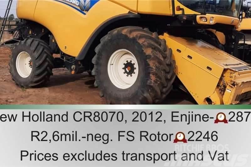 New Holland CR 8070 - 2246 rotor hours Anders
