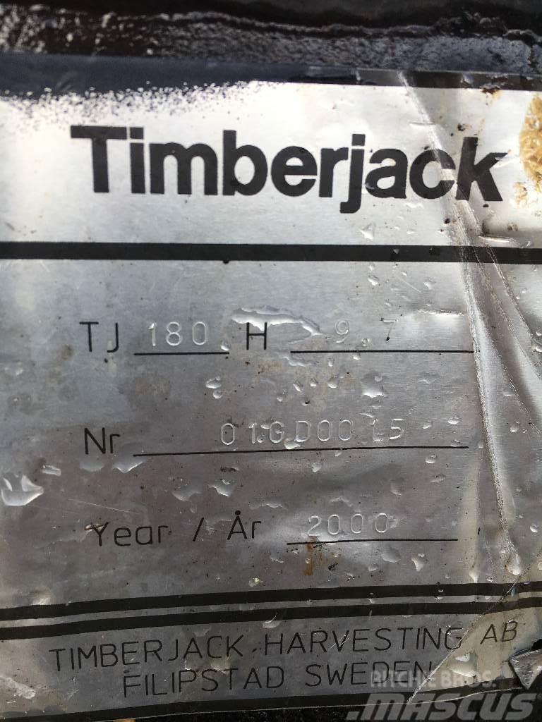 Timberjack 1070 TJ180 crane base Houtoogstkranen