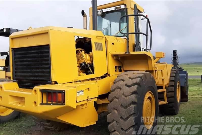 Bell L2208C Front End Loader Wielladers