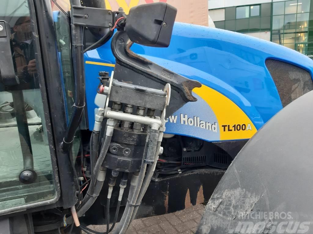 New Holland TL 100 A Tractoren