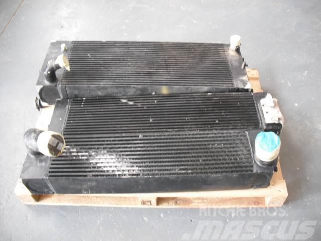 Komatsu D51  3x radiators Rupsdozers