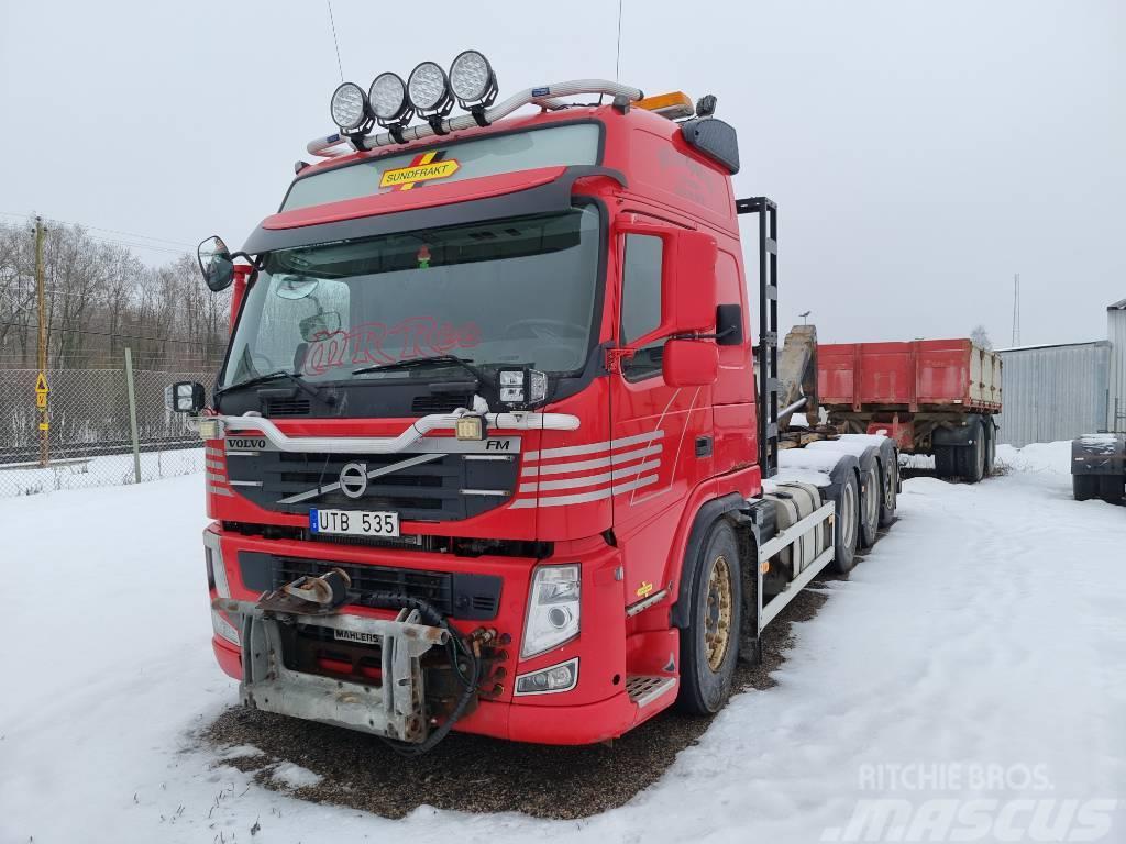 Volvo FM 8x4 Vrachtwagen met containersysteem