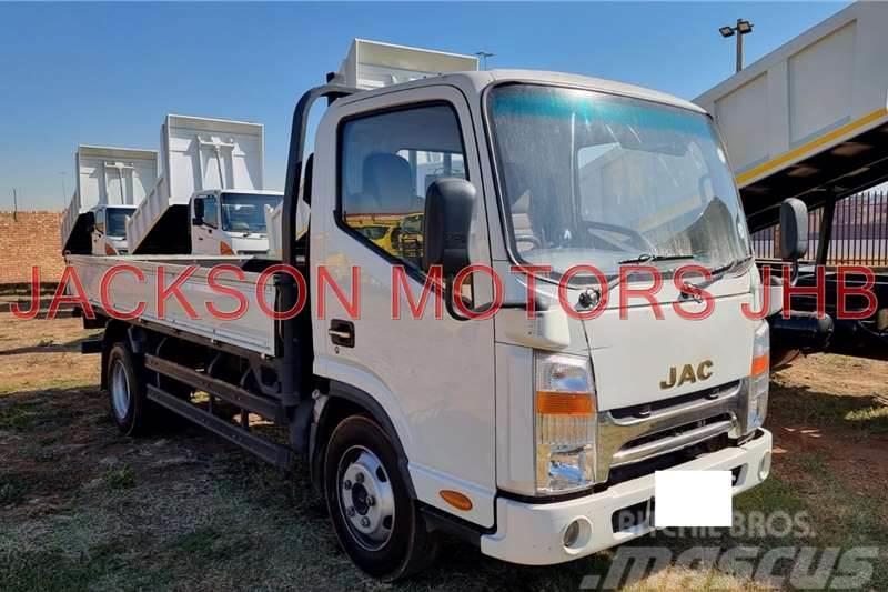 JAC 3 TON, FITTED WITH DROPSIDE BODY Anders