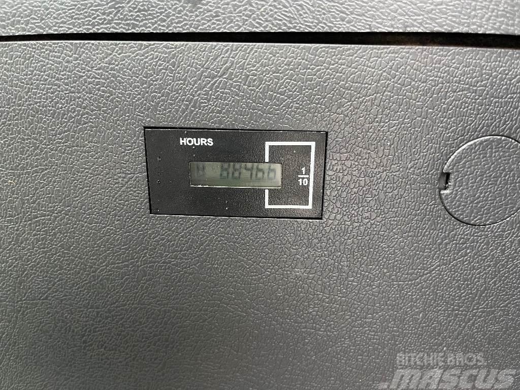 Hyundai HX140L Rupsgraafmachines