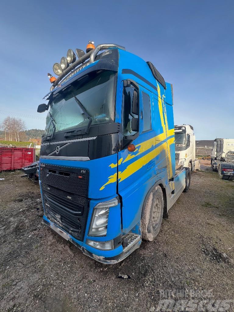 Volvo FH 460 globetrotter *ACCIDENTE*DAMAGED*UNFALL* Trekkers