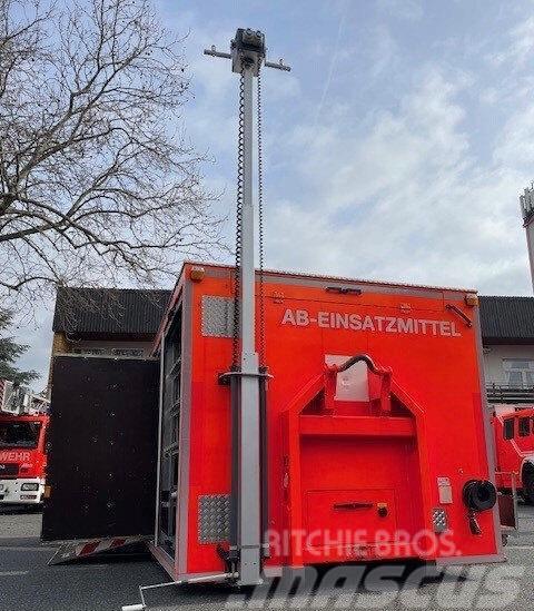  Abrollcontainer Werkstattcontainer Feuerwehr Speciale containers