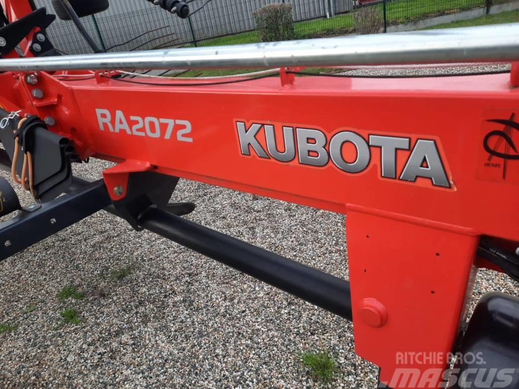 Kubota RA2072 Schudders